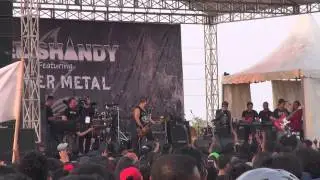 mel shandy feat power metal- nyanyian badai (live in wonokerto, pekalongan)