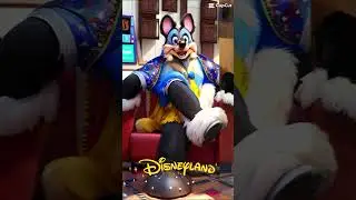 Disneyland #fursuit #deaf #werefox #werefoxaries #fursuitfriday #disneyland #capcut