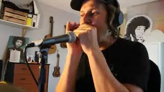 Amazing Grace - Drone and melody using tongue splits on harmonica