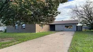 1307 SUNSET DRIVE, Iowa Park, TX Presented by Tim Lockhart.