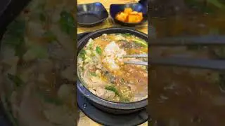 How to Enjoy Sundae-guk: The Ultimate Tips for Tasting This Korean Classic!