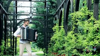 И.С.Бах - Органная Прелюдия и Фуга Соль минор (баян)