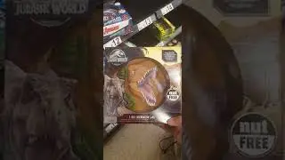 Jurassic world t. rex cake