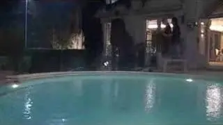 Brian betrapt Dennis met afluisteren