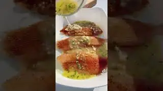 Тилапия с лимоном и чесночным маслом! #шорты #рецепты #ужин