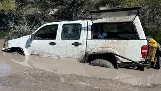 How to facelift your 4wd interior (full sound deadened and stripped) 
