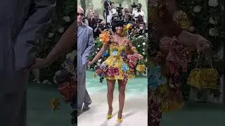 Cardi B&rsquo;s Drag Race Moment Sparks Nicki Minaj Comparisons #shorts #cardib #nickiminaj #viral #fans