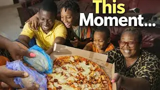 Our First Time Eating Pizza as a Family ❤️🍕 | A Simple Moment of Thanksgiving 🙏