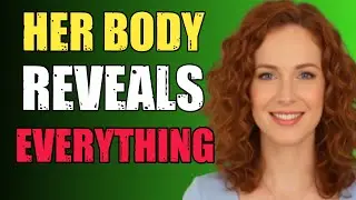 7 Body Language Signs She Is Deeply in Love With You (Psychology Explained)