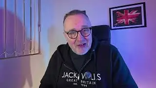 Преподобный Рави Холи, шутка над тобой! Томми &mdash; христианин, а ты?