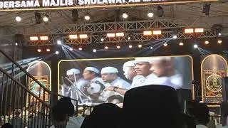Unstad Lucy aditia Az Zahir show di madura