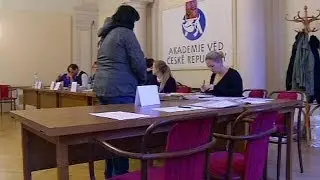 Checos votam em legislativas antecipadas
