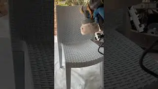 How to paint plastic chair #shorts #shortvideo #diyproject #tutorials #diy homemade #art