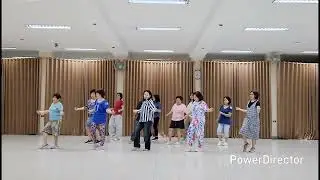 JUST ONE LOOK - Dee Musk&nbsp;(UK) - Happy Dance Class - Staying healthy & happy in Golden Age.