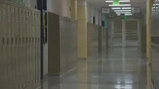 Governor Inslee calls for all students to return to class