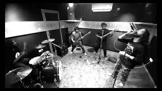 KARMANT - Skull Grenade (Rehearsal video)