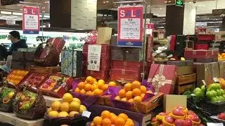 China retaliates against US tariffs with trade sanctions on US products