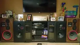 Pioneer sx1050 receiver with cerwin Vega d9 speakers.