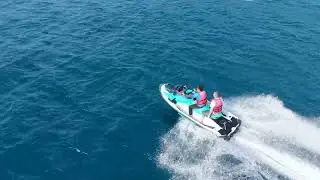 Cháu chở cụ