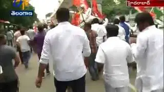 Attack on Rahul Gandhi Convoy | Youth Congress Protest at BJP Office | Hyderabad