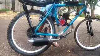 Bicicleta motorizada 80cc com escapamento fortuna