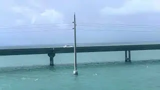 Old Seven Mile Bridge - Pigeon Key Express Train Ride