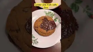 Cafe in Goa #foodshorts #cake #chocolatecookie #bananabrownie #hibiscustea #trending #viral #share