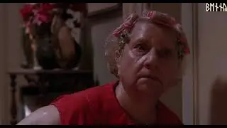Predator 2  - Old Lady Vs. Predator (FUNNY)