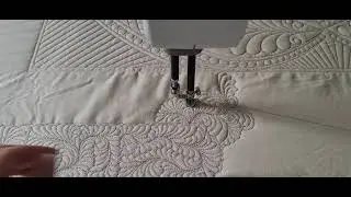 Longarm Quilting Feathers | Relaxing Free Motion Quilting