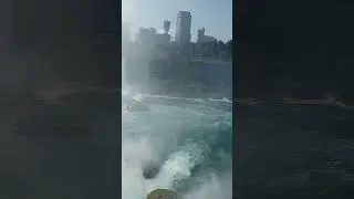 #closeup #niagarafalls #niagara #canada #usa #amazing #youtubeshorts #peaceful #water #enjoyment