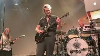 The Paradox Twin (with special guest John Mitchell) perform Planeta