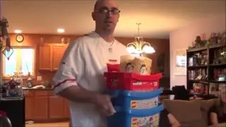 THE BRICKHEAD FAMILY: WALKING ON LEGO CHALLENGE