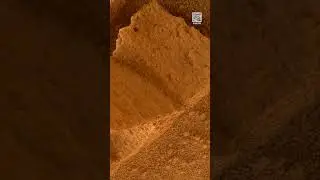 Adiabatic Processes on Mars cause Frost and Temperature Fluctuations
