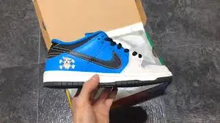 Instant Skateboard x Nike Dunk SB Low