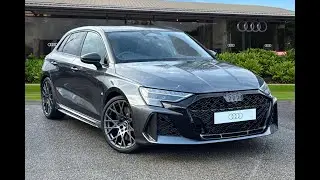 Nowy Audi RS3 2.5 TFSI Carbon Black Sportback S Tronic quattro | Blackburn Audi