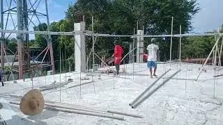 Malapit na magbuhos ng column sa second floor 