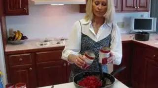 Простые спагетти с домашним мясным соусом от Бетти