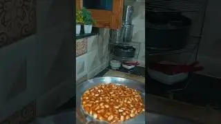 Crunchy Gud chikki Recipe #shortsfeed #youtubeshorts #food #cooking #peanut #tasty #easy #winter
