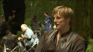 Merlin S1 BTS (JPN) - Interview with Bradley James
