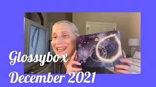 Shopping blind: Glossybox Beauty subscription box December 2021  unboxing and review