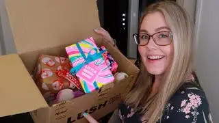 HUGE LUSH HAUL! (XMAS SALE)
