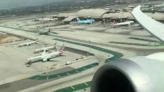 American Airlines 787-9 Dreamliner Taking off from LAX -PVG