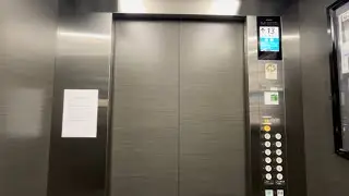 【英語放送有】ホテルルートイン松山のエレベーター