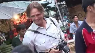 John Everingham introduces some great essential Bangkok sightseeing