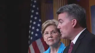 Elizabeth Warren explains her bipartisan legislation on marijuana