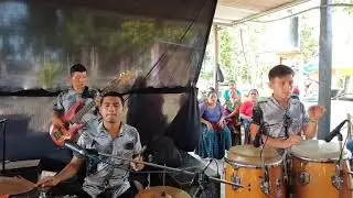 MARIMBA ORQUESTA LOS ILEGALES DE COBAN Una Casa En El Aire, ilusiones