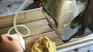 Bleeding the brakes on a 1988 Jaguar XJ40 3.6