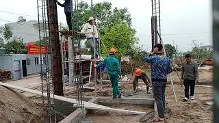 Column erection and concrete pouring process 