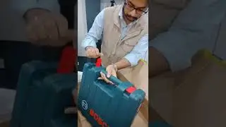 DRILLING MACHINE Bosch GBH 200 20mm Professional Rotary Hammer Drill  (20 mm Chuck Size, 550 W)