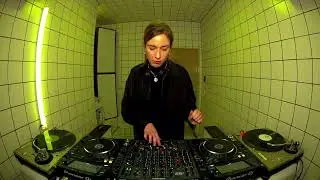 Toni Pfad | H&Ouml;R - December 27 / 2023
